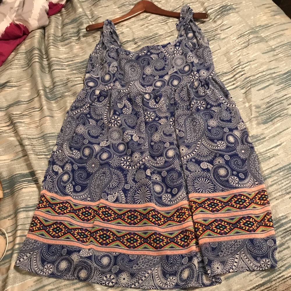 Women’s dress